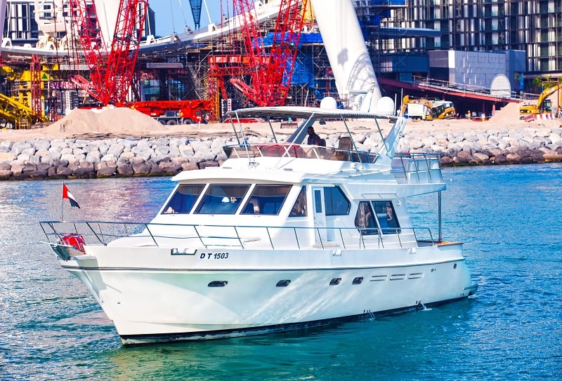 Яхта Royal Recon 62 ft Дубай Марина