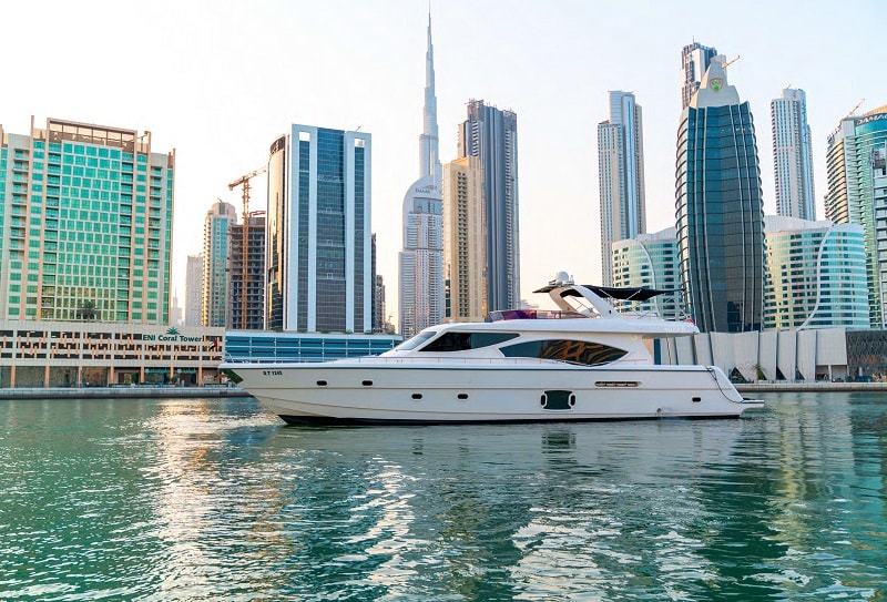 Яхта Royal Black Pearl Дубай Мараси Марина