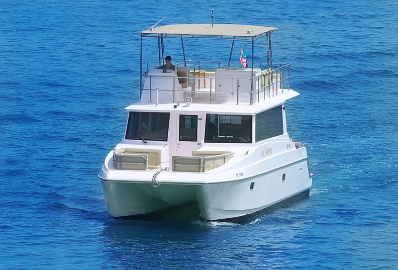 Морская прогулка на яхте «Калипсо» из Дубай Марина 1