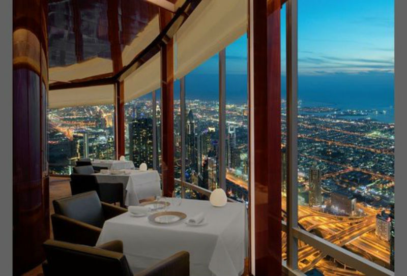 Цены в Дубае 2023. Ресторан At.Mosphere